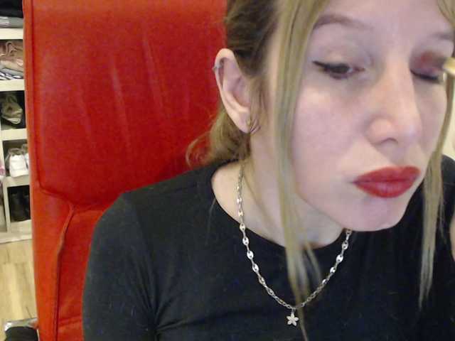 Sweet-Maga live cam on BongaCams