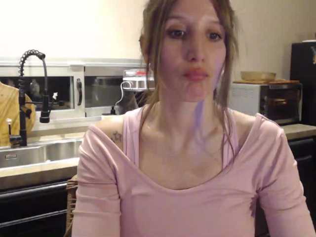Sweet-Maga live cam on BongaCams