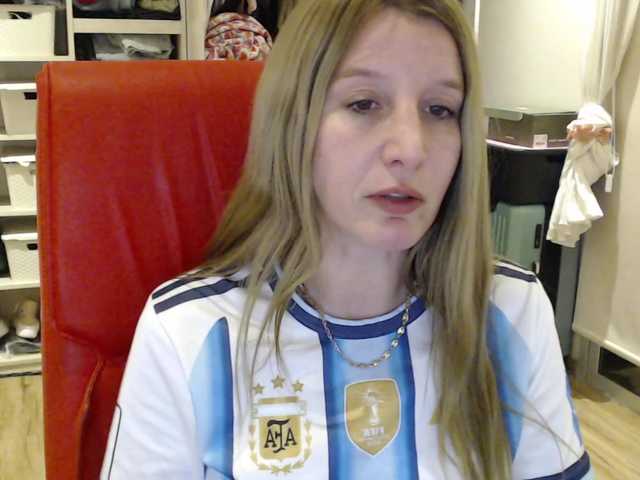 Sweet-Maga live cam on BongaCams