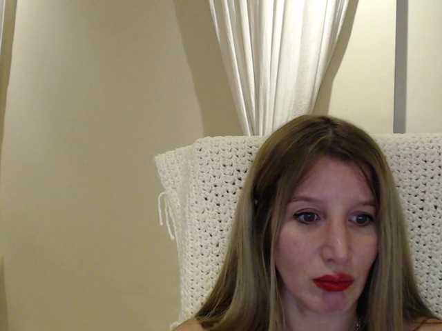 Sweet-Maga live webcam show