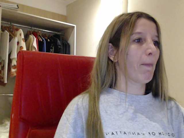 Sweet-Maga live cam on BongaCams
