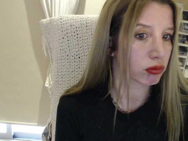 Sweet-Maga live cam on BongaCams