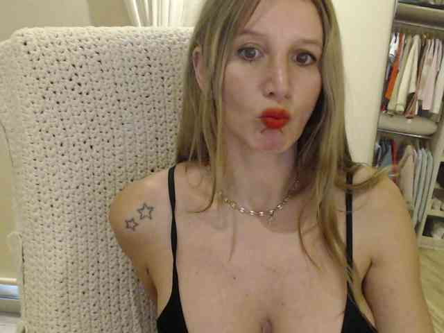 Sweet-Maga webcam