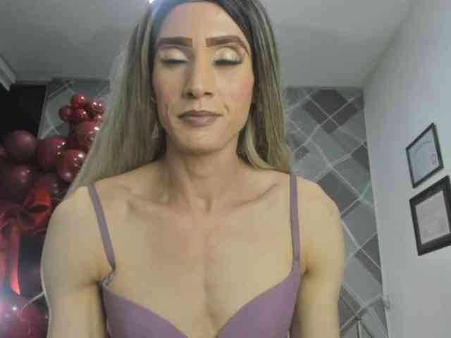 shantalanastasii... Live Webcam on BongaCams