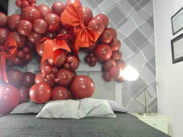 shantalanastasii... Live Webcam on BongaCams