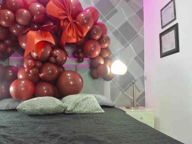 shantalanastasii... Live Webcam on BongaCams