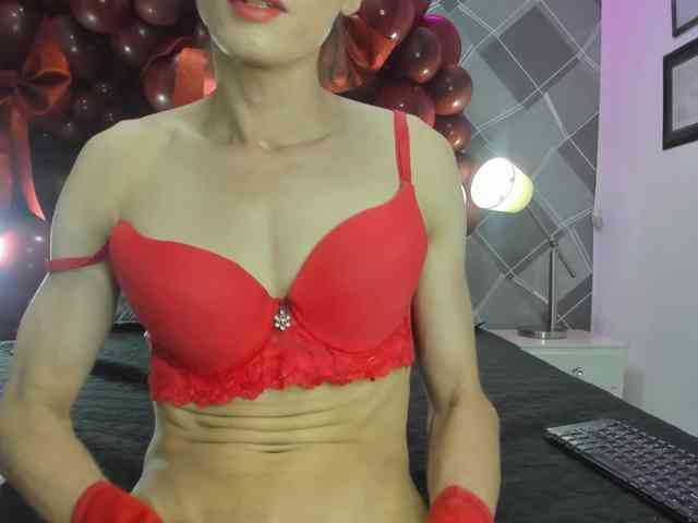 shantalanastasii... Live Webcam on BongaCams