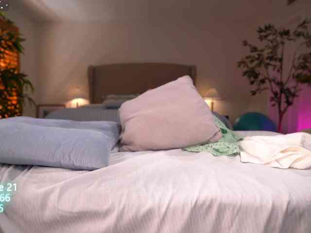 MsCindy webcam
