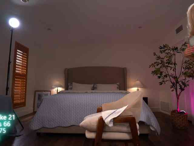 MsCindy webcam