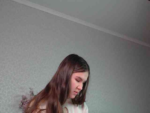Modelo: littleowlx