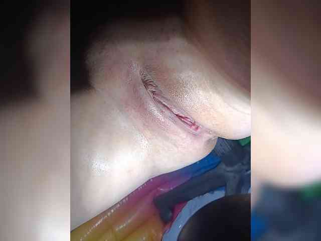 MoaningKitty23 webcam