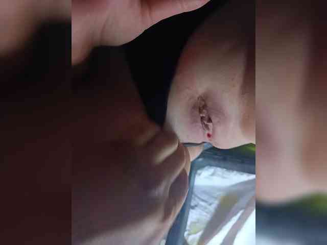 MoaningKitty23 webcam