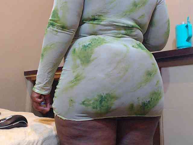 sexychocolatbox10 webcam