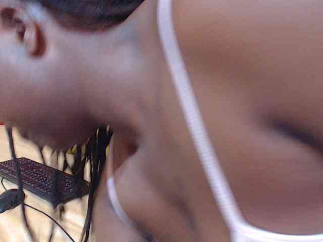 sexychocolatbox10 webcam