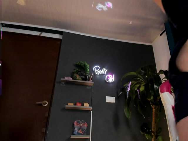 Emilyjhonson-1 live webcam show