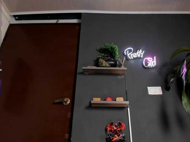Emilyjhonson-1 live cam on BongaCams
