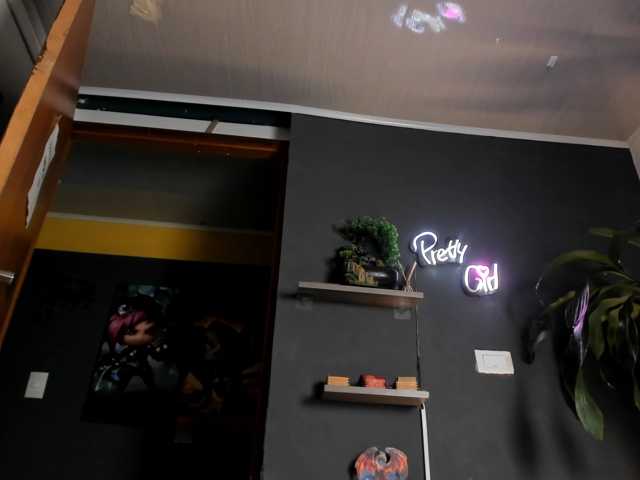 Emilyjhonson-1 live cam on BongaCams