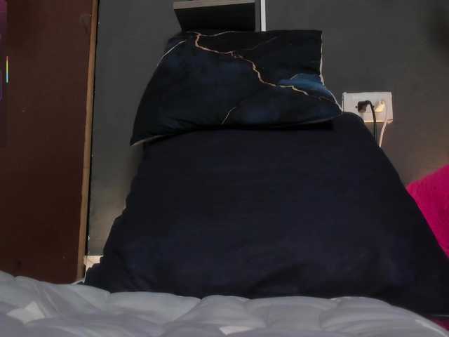 Emilyjhonson-1 live cam on BongaCams