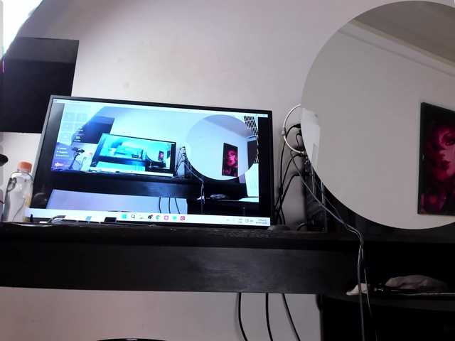 Emilyjhonson-1 live cam on BongaCams