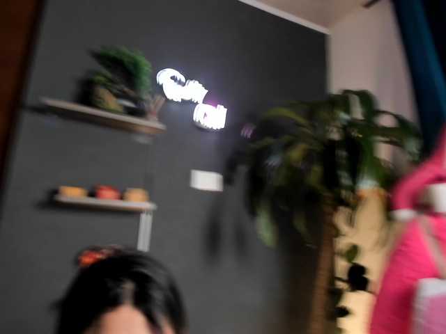 Emilyjhonson-1 live cam on BongaCams