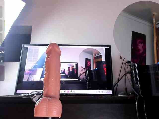 Model: Emilyjhonson-1