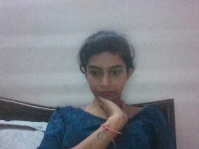 colourfulzany live cam on BongaCams