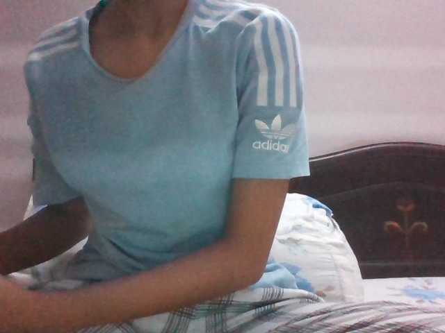 colourfulzany live cam on BongaCams