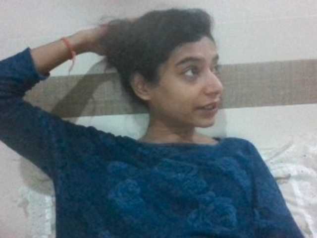 colourfulzany live cam on BongaCams