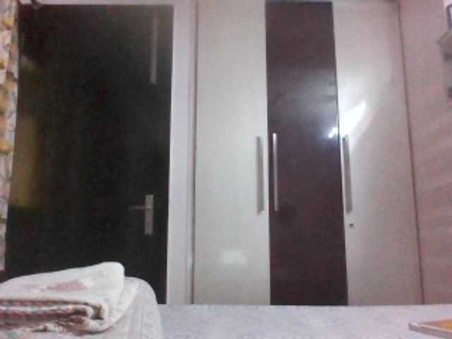 Colourfulzany, 27 y/o - Live Cam on BongaCams
