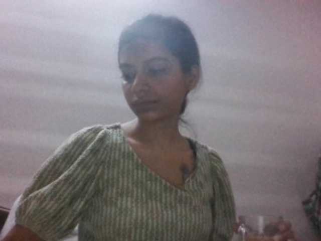 colourfulzany live cam on BongaCams
