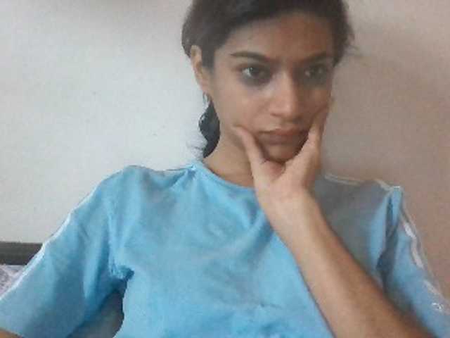 colourfulzany live cam on BongaCams