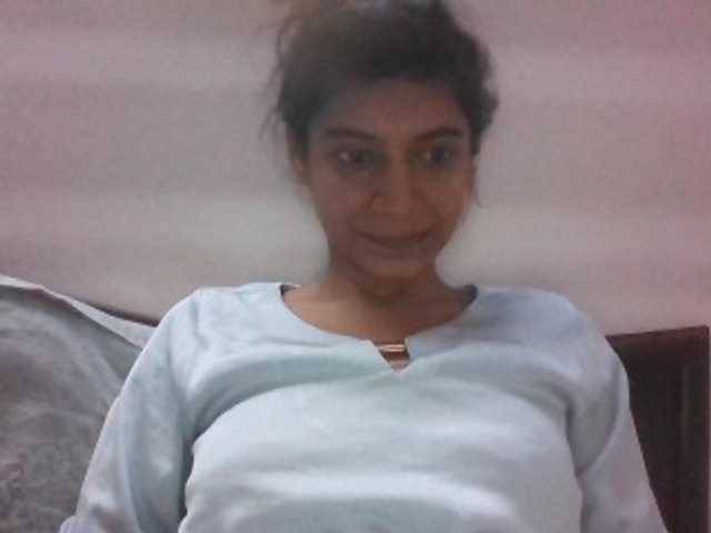 colourfulzany live cam on BongaCams