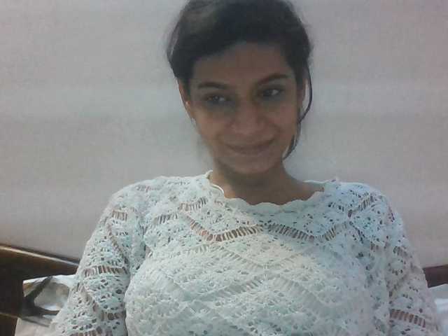 colourfulzany live cam on BongaCams