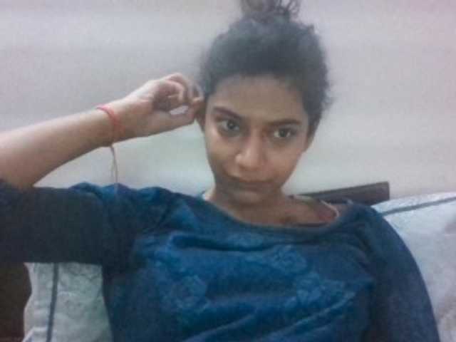 colourfulzany live cam on BongaCams