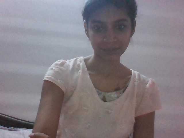 colourfulzany live cam on BongaCams
