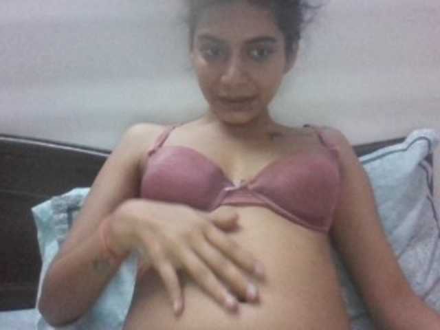 colourfulzany live cam on BongaCams