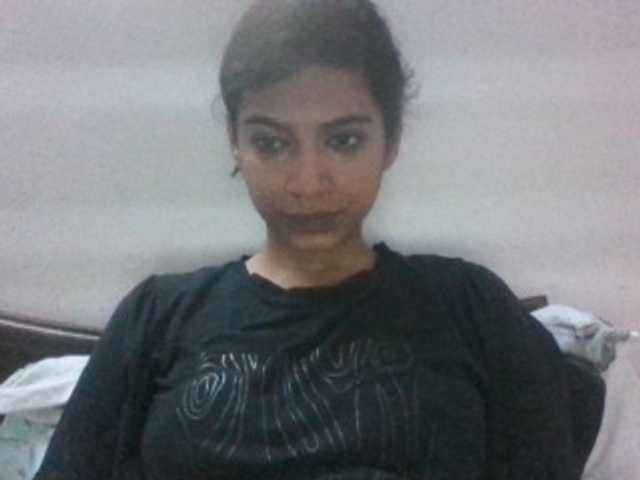 colourfulzany live cam on BongaCams