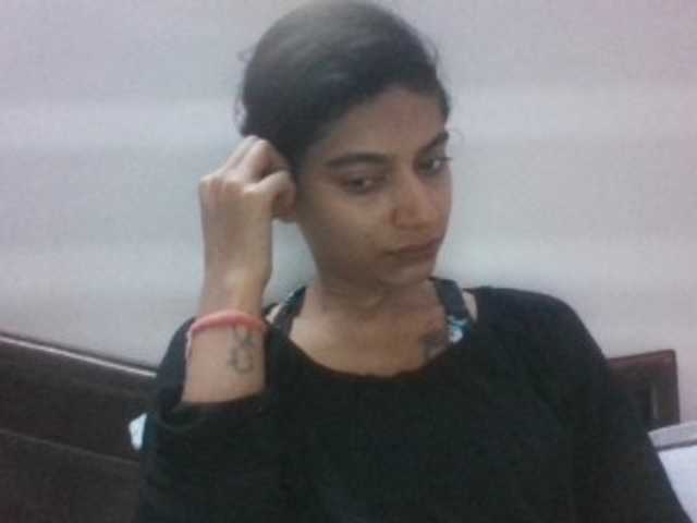 colourfulzany live cam on BongaCams