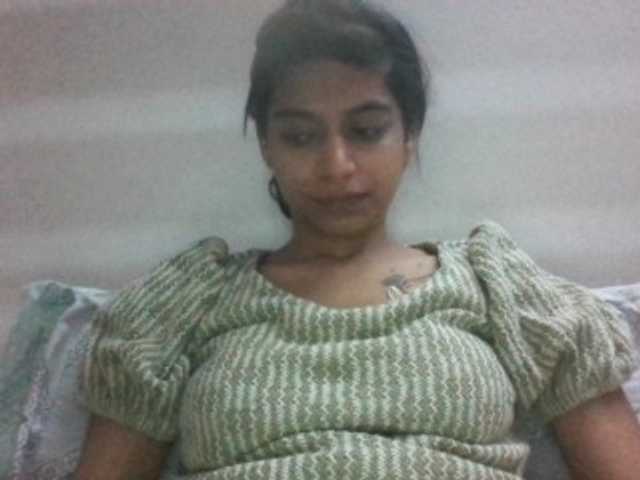 colourfulzany live cam on BongaCams