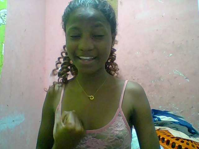 Elizahhh live cam on BongaCams