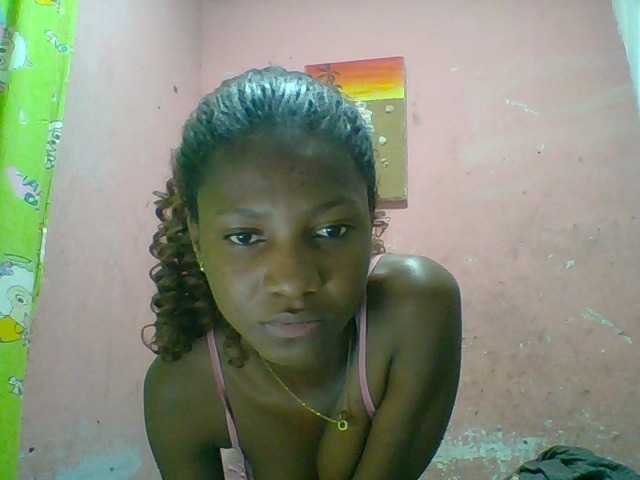 Elizahhh live cam on BongaCams