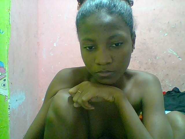 Elizahhh live cam on BongaCams