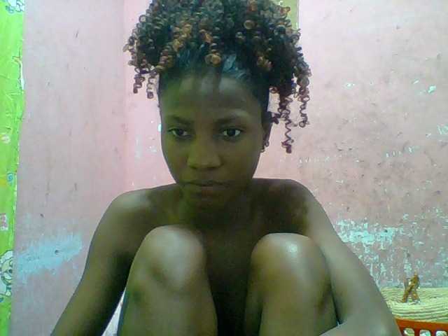 Elizahhh live cam on BongaCams