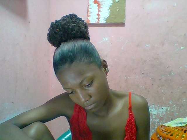 Elizahhh live cam on BongaCams