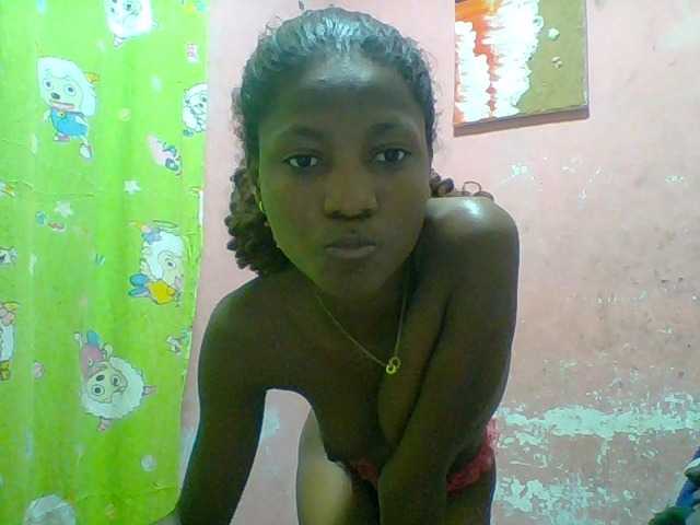 Elizahhh live cam on BongaCams