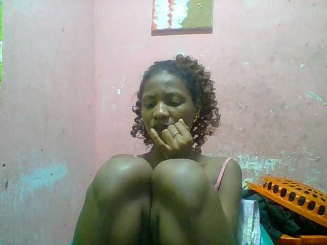Elizahhh live cam on BongaCams