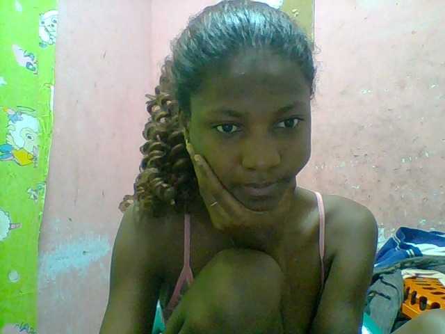 Elizahhh live cam on BongaCams