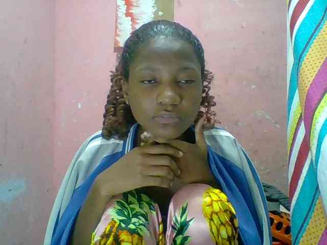 Modèle: Elizahhh