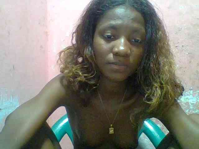 Modèle: Elizahhh