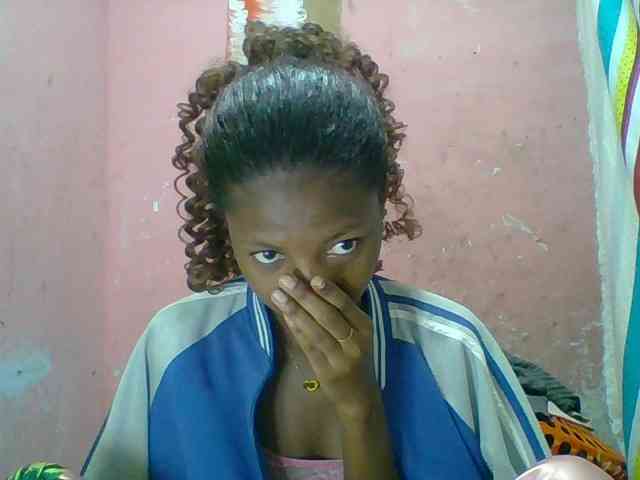 Modèle: Elizahhh